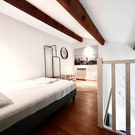 Appartement Meuble Avec Mezzanine Oletta (Corsica)