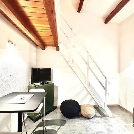 Meuble Avec Mezzanine Appartement Oletta (Corsica)