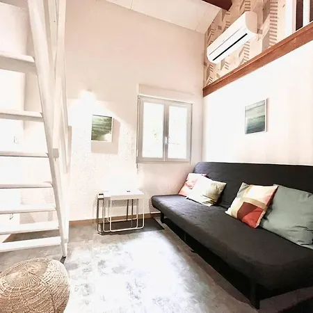 Meuble Avec Mezzanine Oletta (Corsica)
